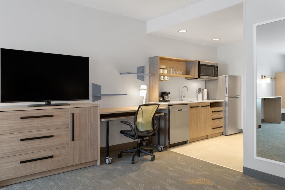Studio Suite, 1 King Bed, Accessible (Hearing) - Photo 1