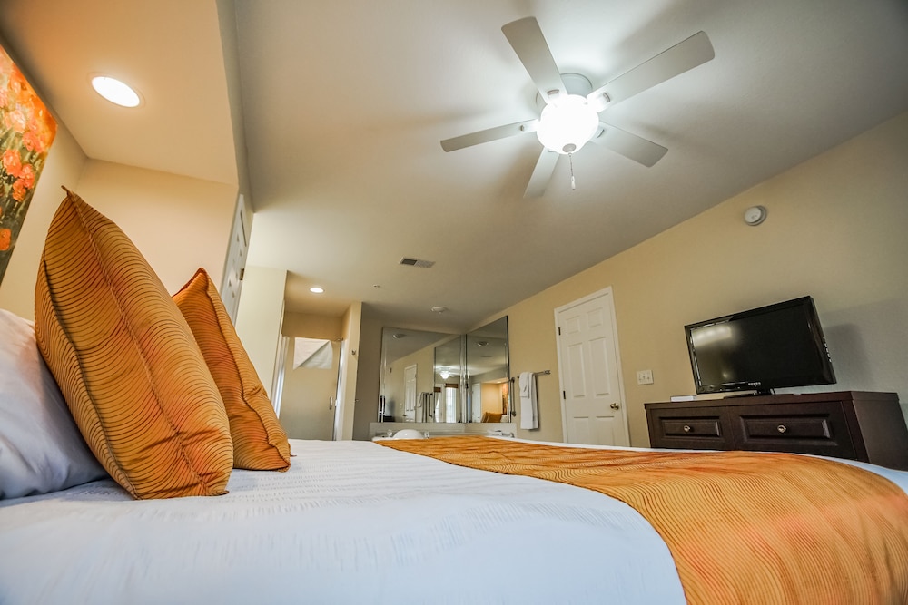 Condo, 2 Bedrooms, Kitchen photo 1