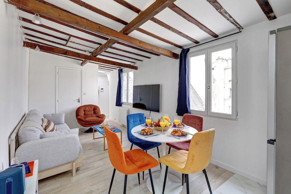 City Apartment, Non Smoking, Courtyard View