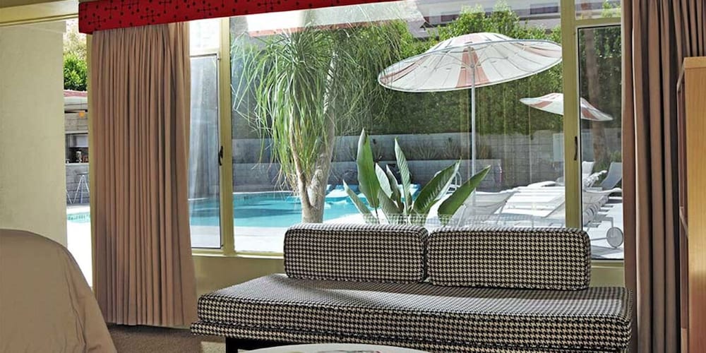 106 Bertoia's Den photo 2