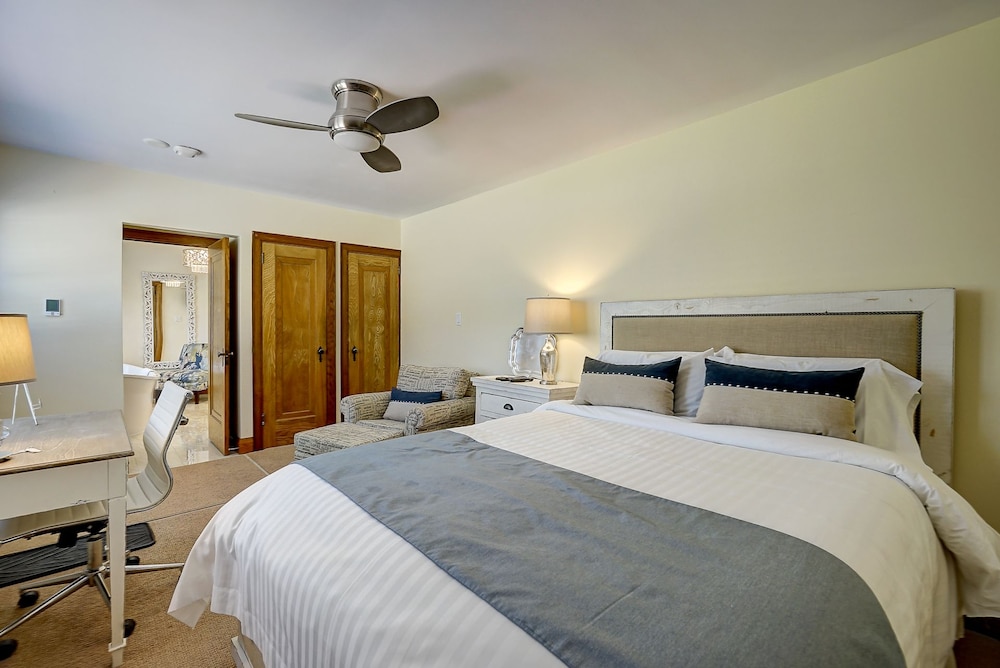 Premium Double Room, 1 Queen Bed, Non Smoking photo 2