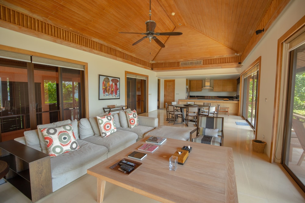 3BR Residence Villa, Garden View - Photo 6