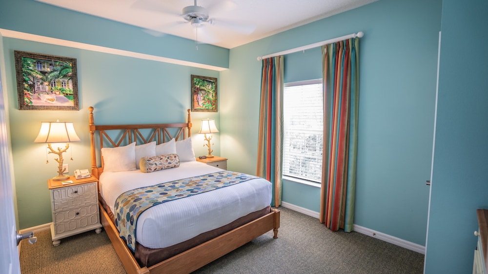 Suite, 1 Bedroom - Photo 1
