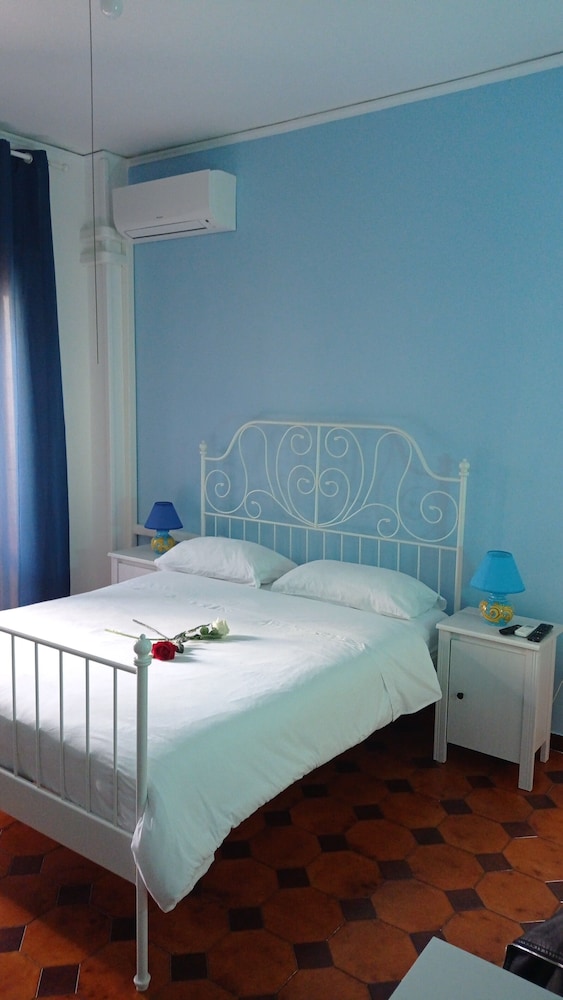 Superior Double Room, Courtyard View
