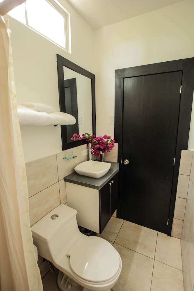 Triple Room, 1 Bedroom, Garden View photo 3