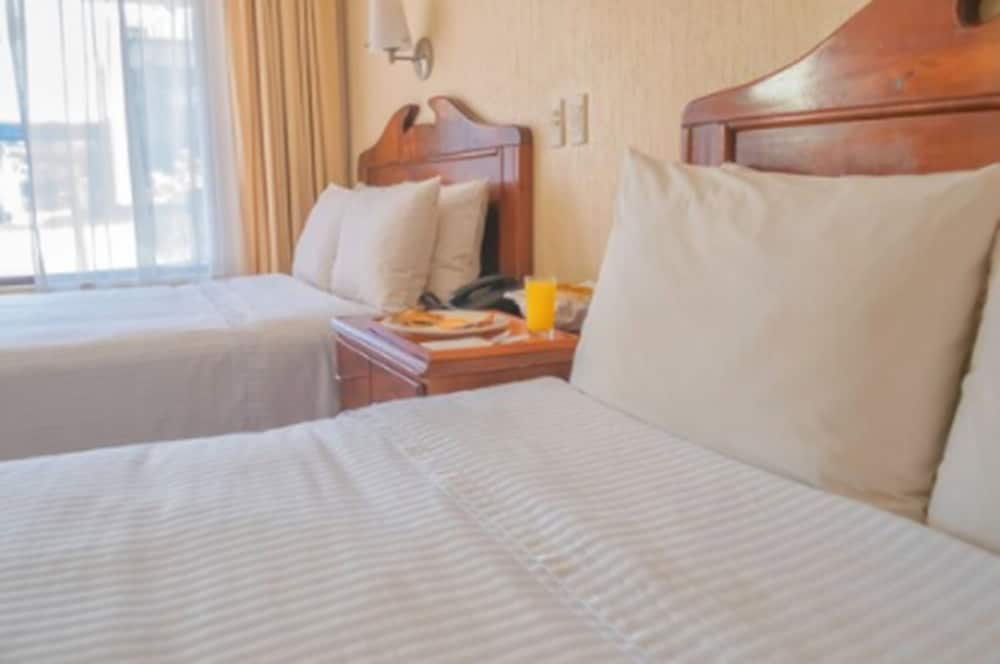 Double Room - Photo 5
