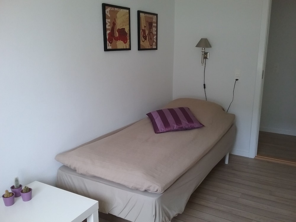 Apartment photo 2