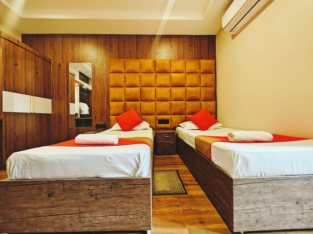 Deluxe Twin Room - Photo 14