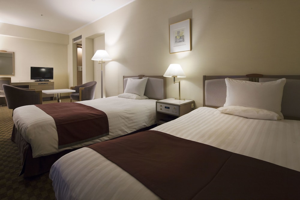 Short Stay (9PM-9AM) Superior Twin Room, Non Smoking