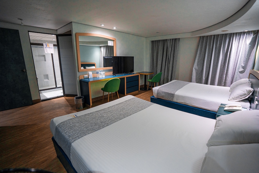 Double Room, 2 Queen Beds