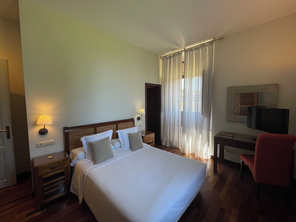 Basic Double Room, Mountain View