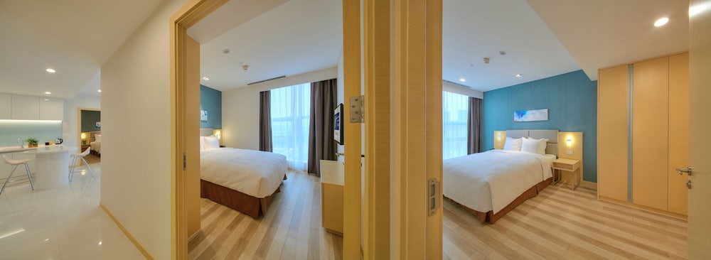 Suite, 3 Bedrooms