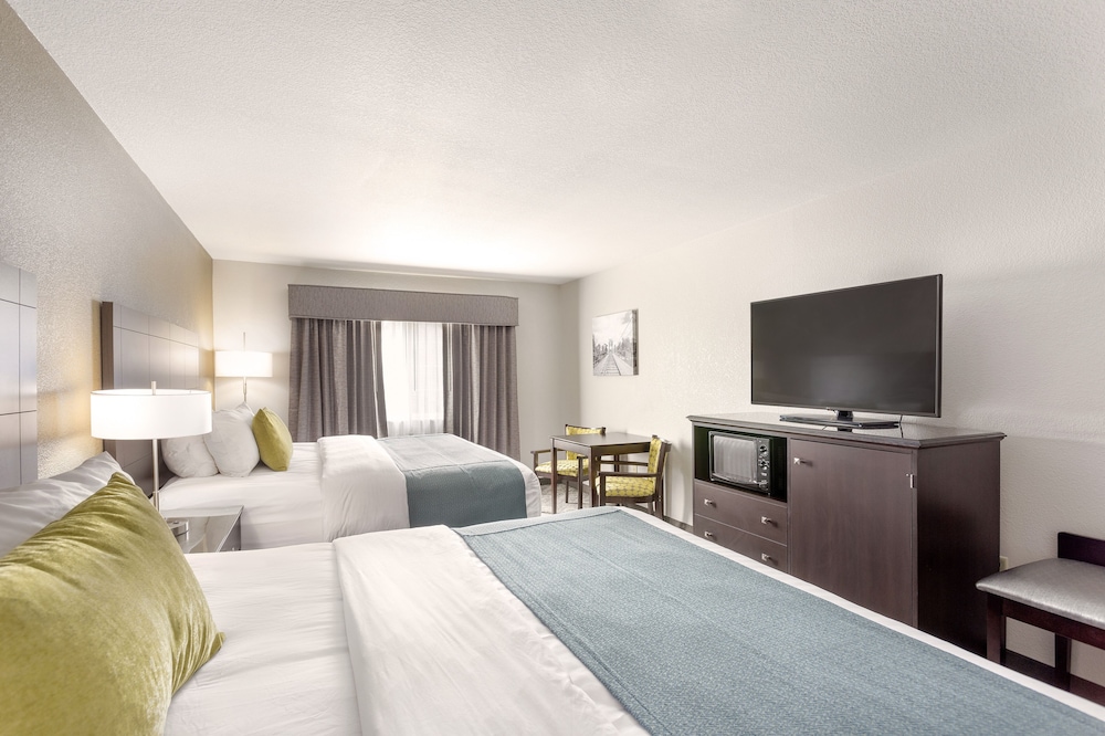 Room, Multiple Beds, Non Smoking - Photo 3