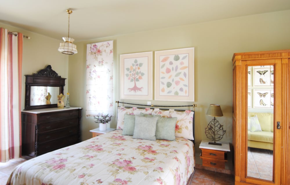 Family Villa, 4 Bedrooms, Private Pool, Sea View (Pentathlon 3)