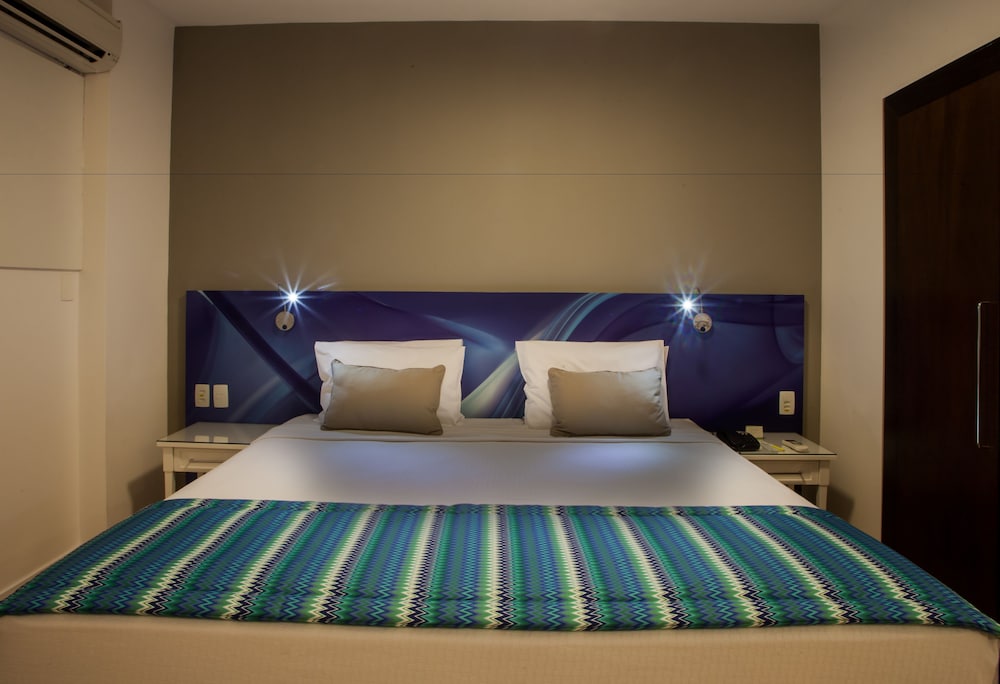Executive Suite, 1 King Bed, Non Smoking - Photo 1