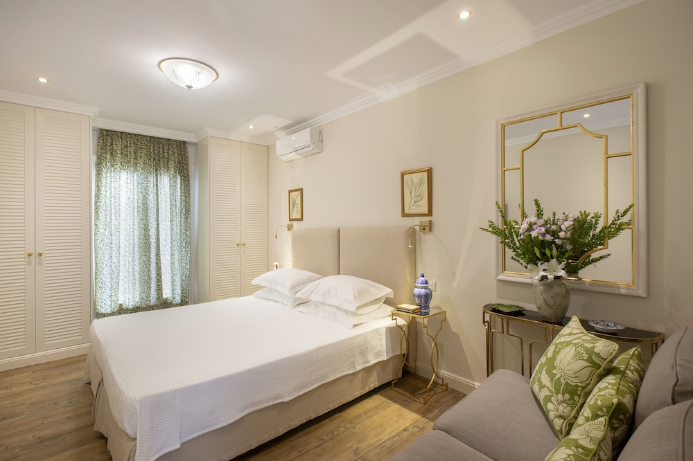 Standard Room - Photo 1