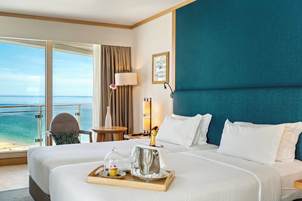 Deluxe Room, Ocean View - Photo 1