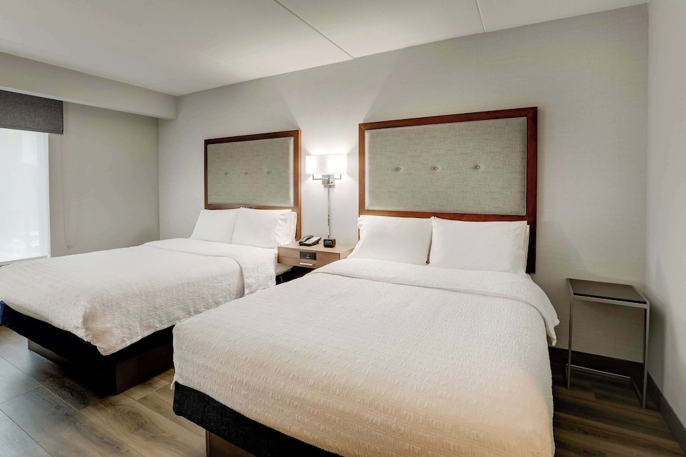 Room, 2 Queen Beds, Accessible (Hearing) - Photo 2