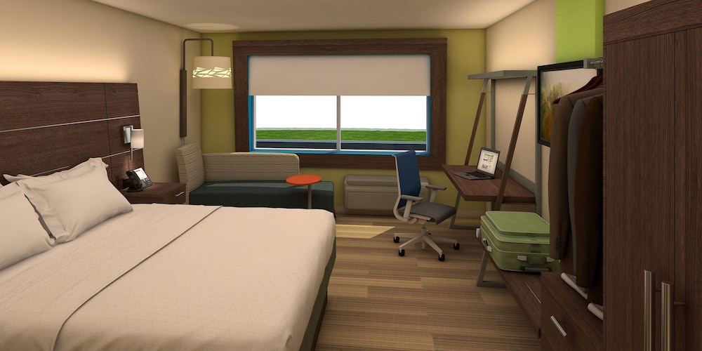 Suite, 1 King Bed, Accessible (Mobility) photo 2