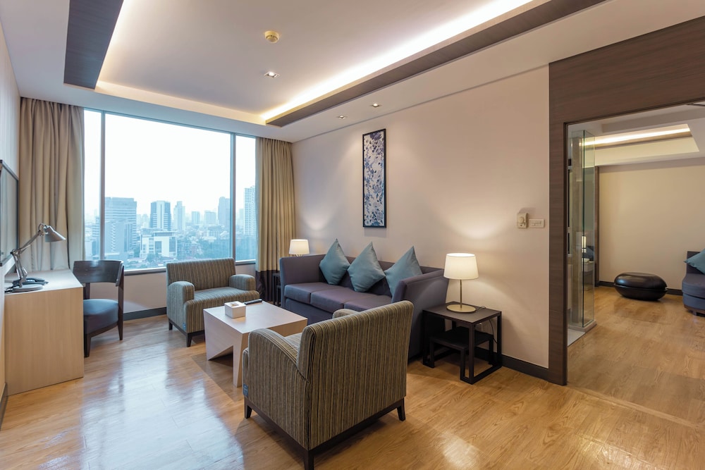 Grande Premier Suite photo 2