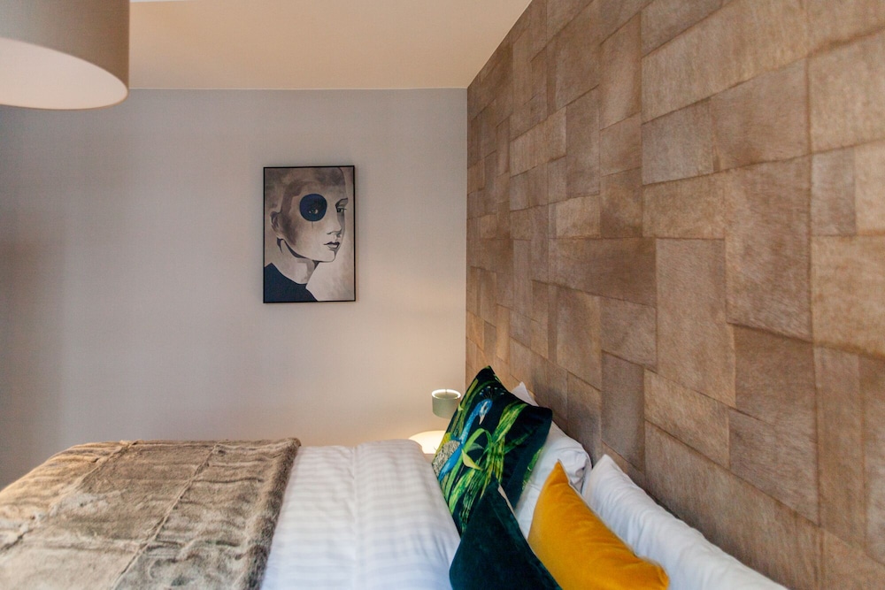 Basic Apartment photo 3