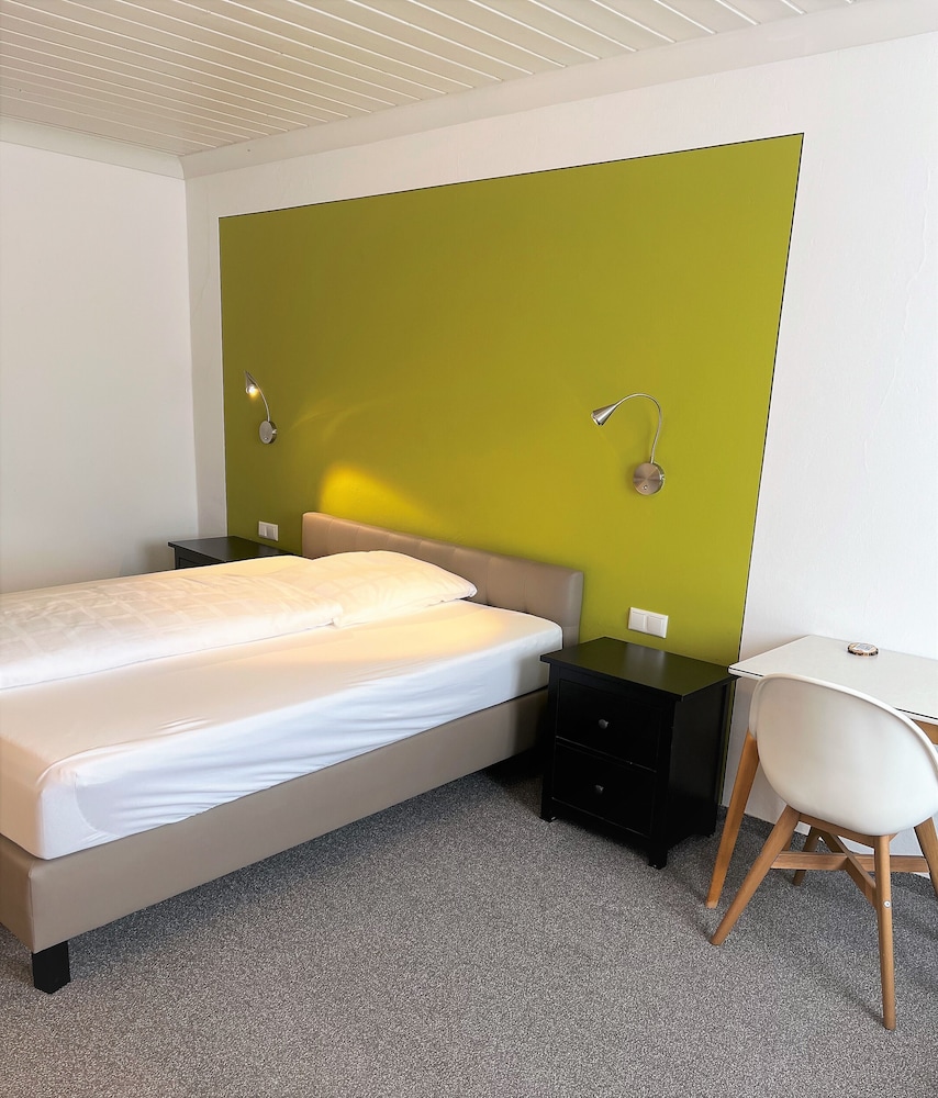 Classic Single Room