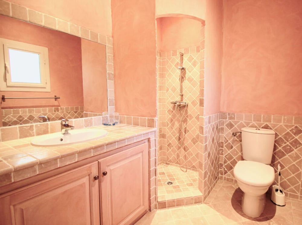 Villa photo 2