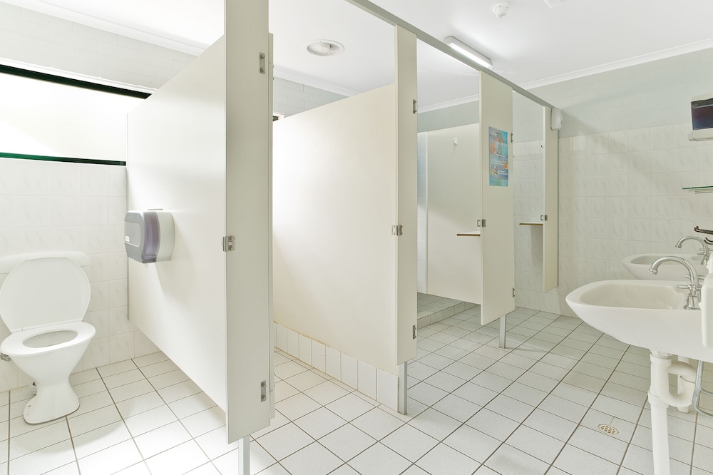 Double Room, Shared Bathroom photo 2