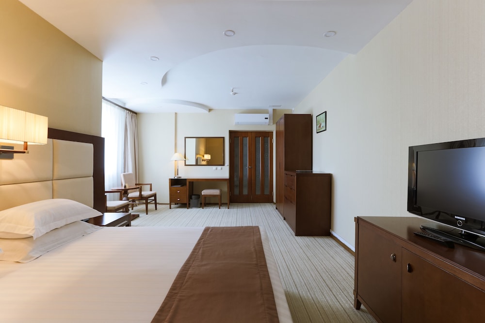 Suite photo 1