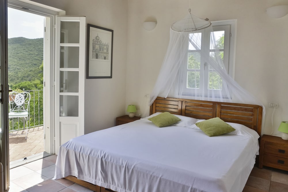 Double Room, Valley View