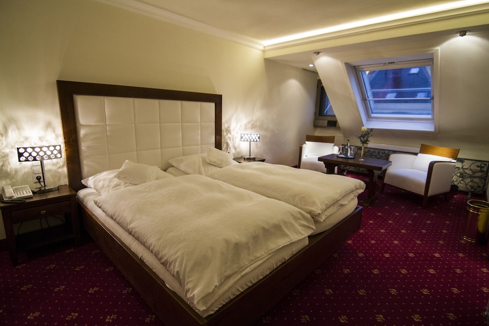 Comfort Single Room, Jetted Tub photo 2