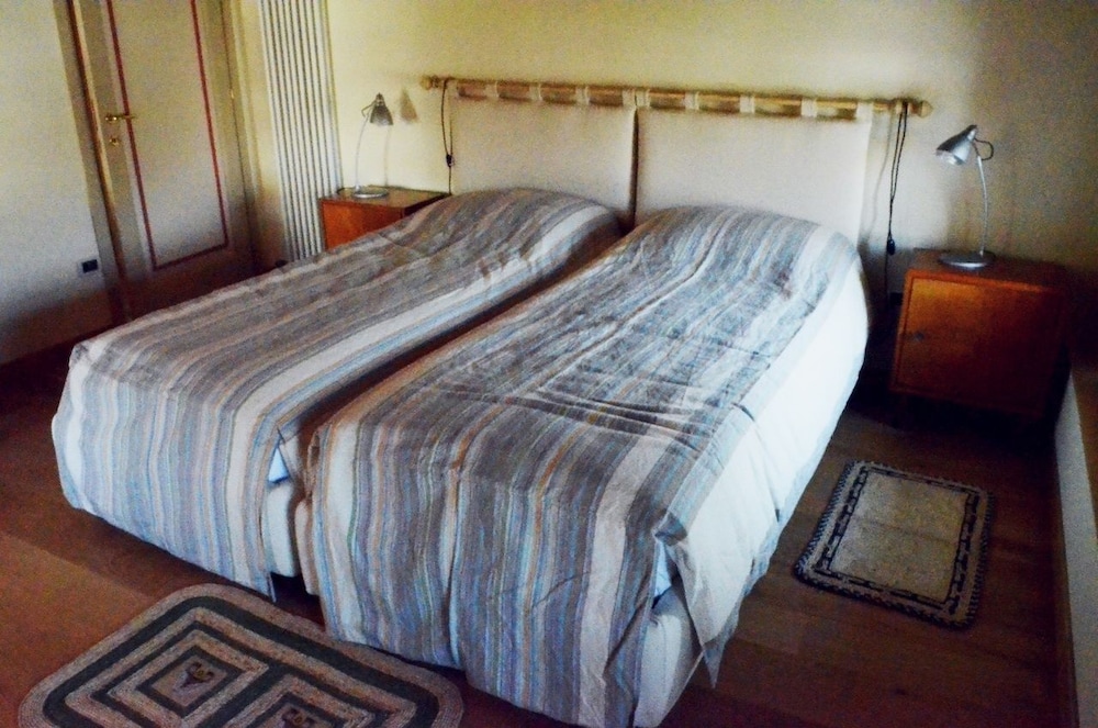 Comfort Condo, 2 Bedrooms photo 2