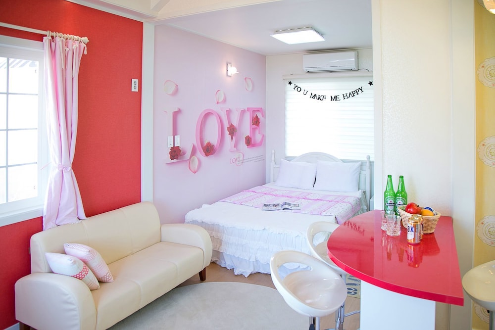 Standard House, 1 Bedroom, Terrace, Lakeside (Sunlight Lake) photo 1