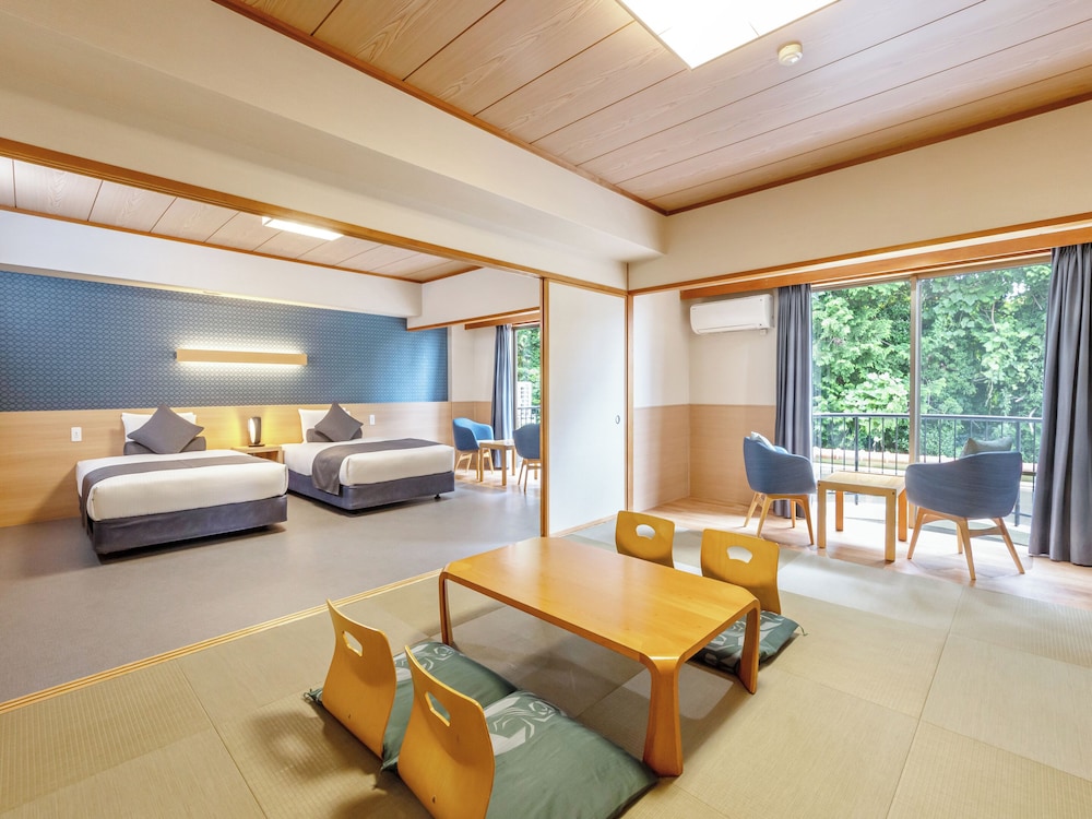 Japanese-Western-Style Room photo 1