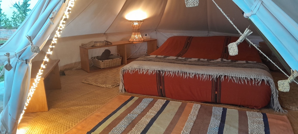 Basic Tent photo 1