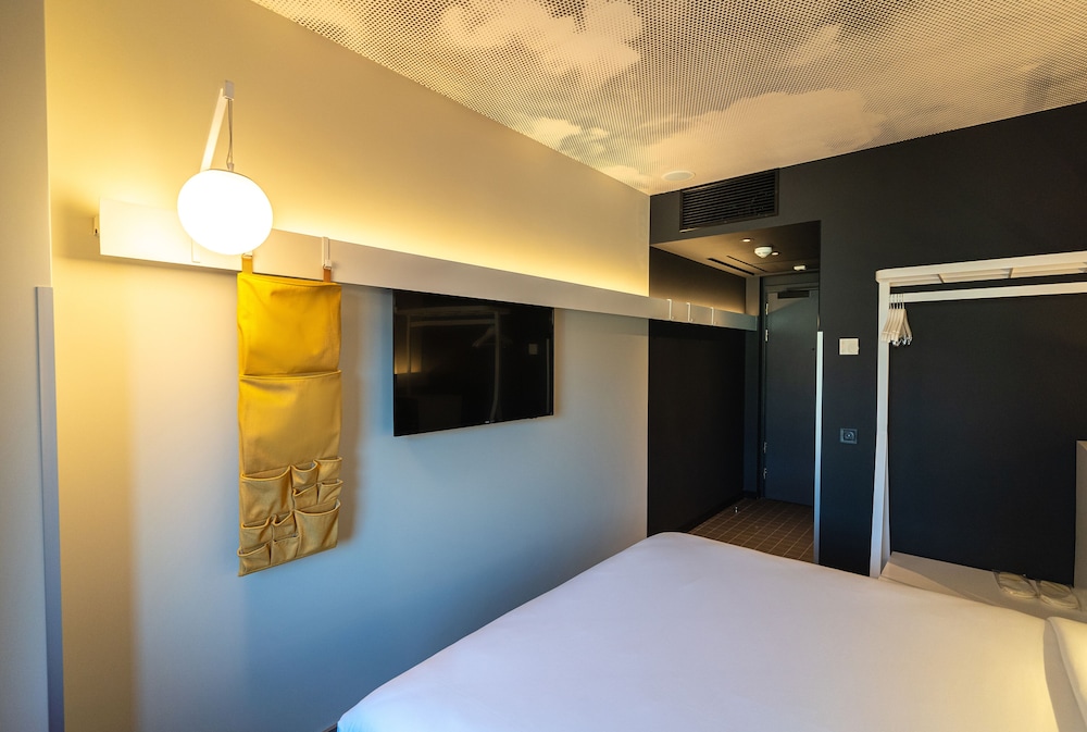 Standard Room, 1 Double Bed - Photo 2