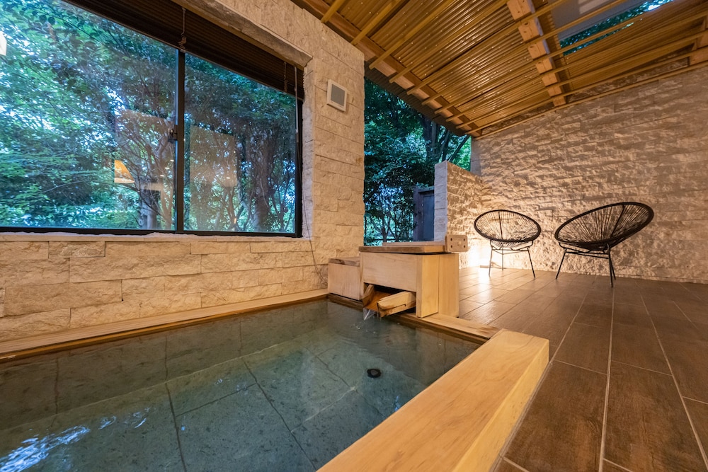 Deluxe Twin Room with Open Air Bath, Annex photo 2