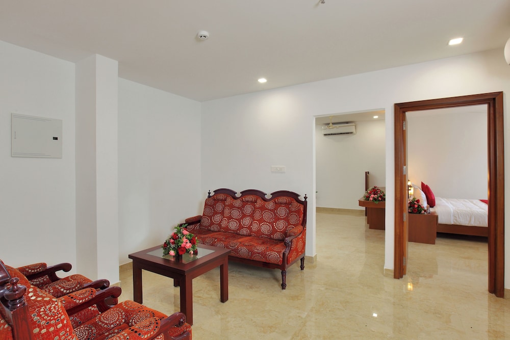 Luxury Apartment photo 3