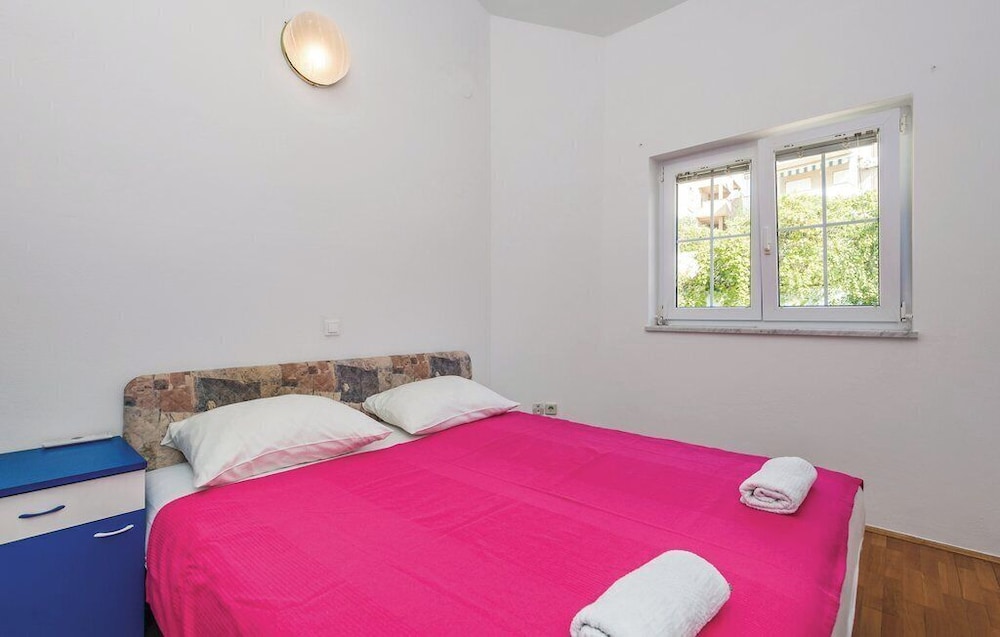 Comfort Villa, 3 Bedrooms, Pool View