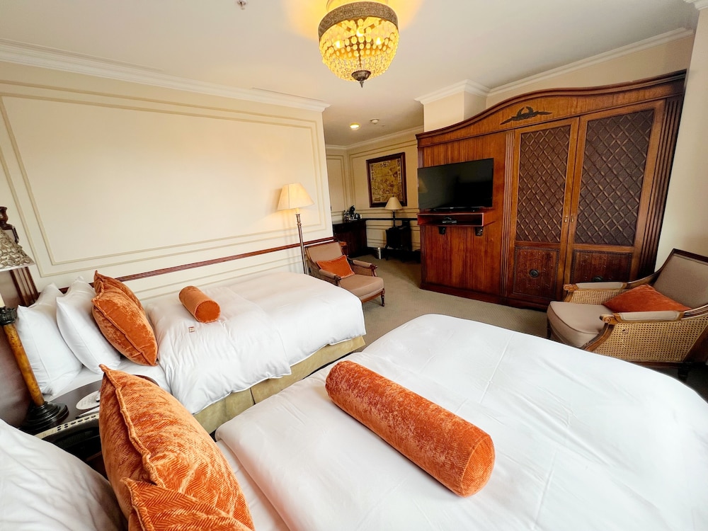 Royal Suite, 2 Twin Beds, Courtyard Area - Photo 4