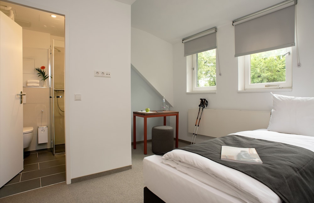 Comfort Twin Room photo 3