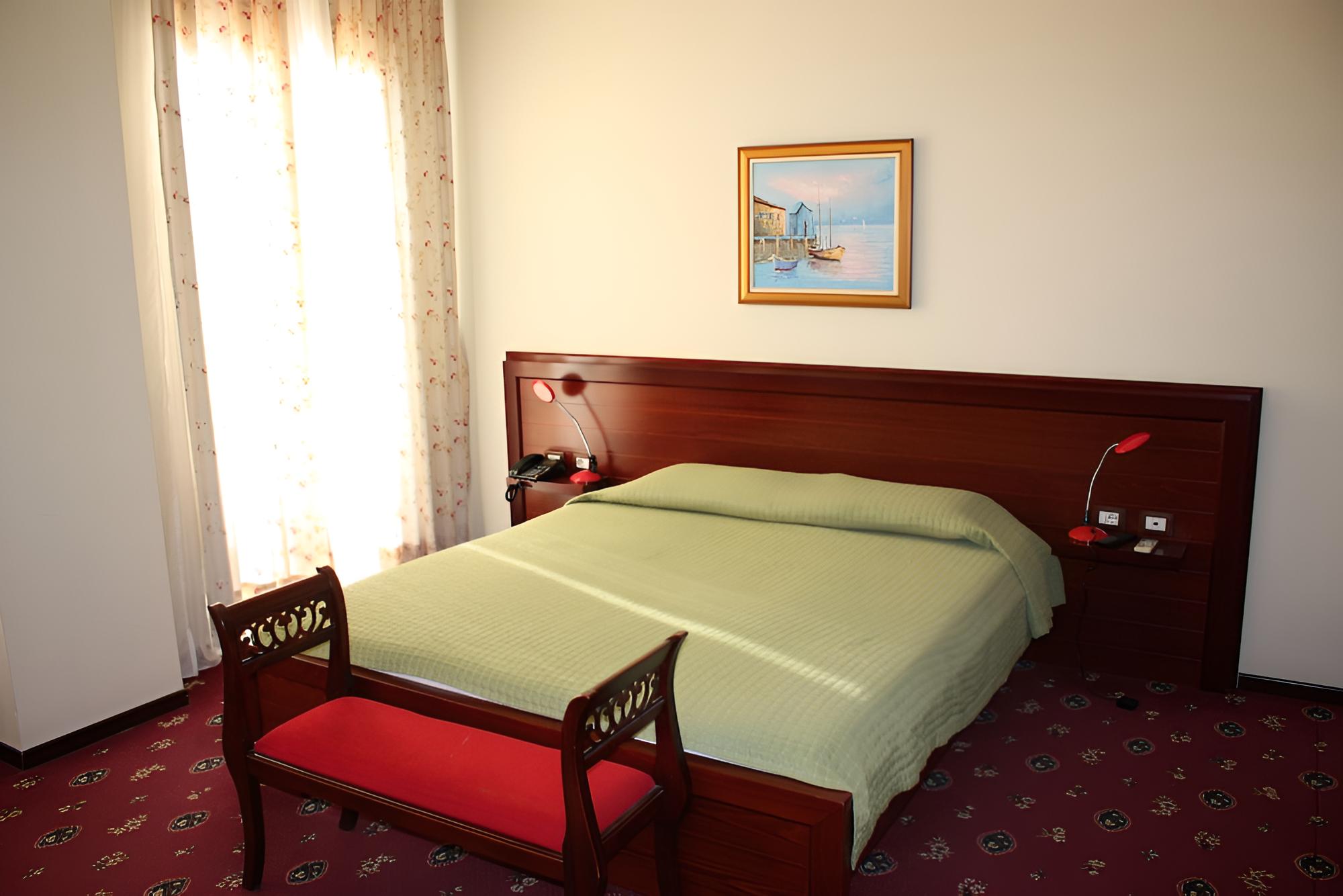 Deluxe Double Room, 1 Queen Bed, Sea View