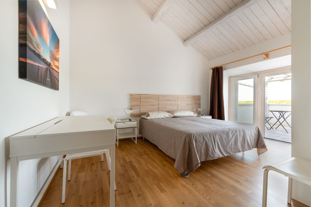 Double Room, Terrace, Lake View (Cannella) photo 1