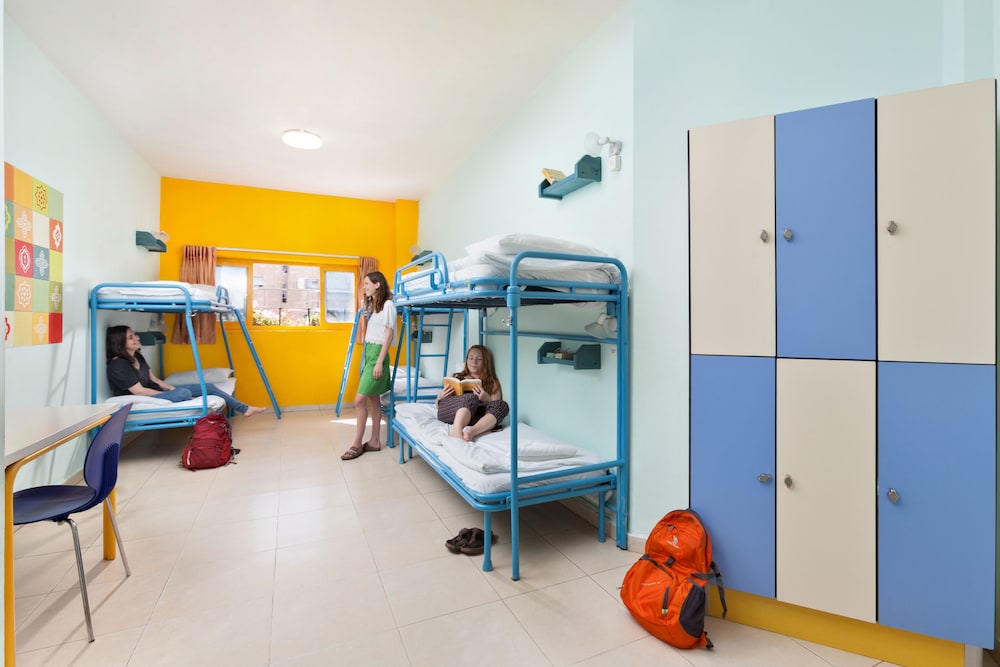 Shared Dormitory, Female Dorm (6 Beds) photo 3