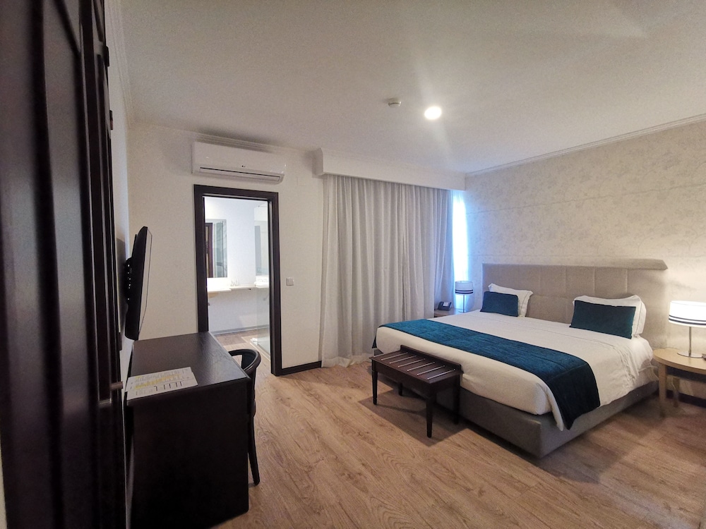 Superior Double or Twin Room photo 2