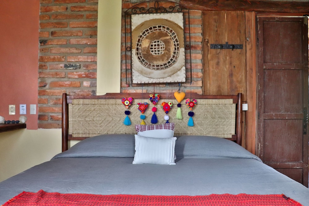 Marcos Room