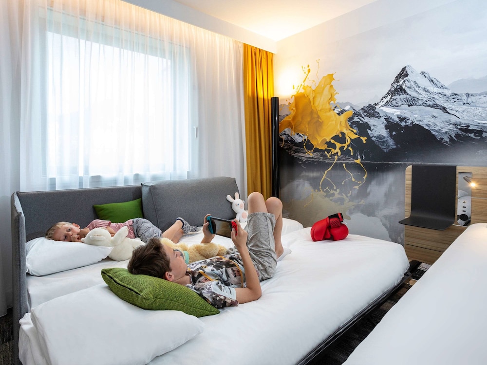 Family Room, Multiple Beds - Photo 2