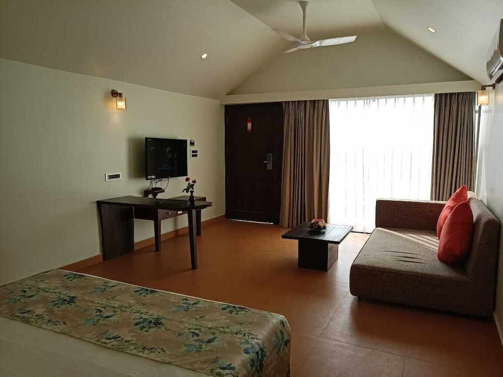 Arabian Sea View Cottage - Photo 1