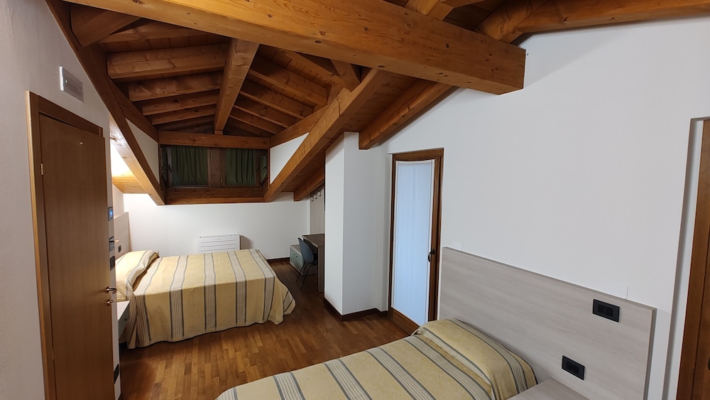 Room photo 1