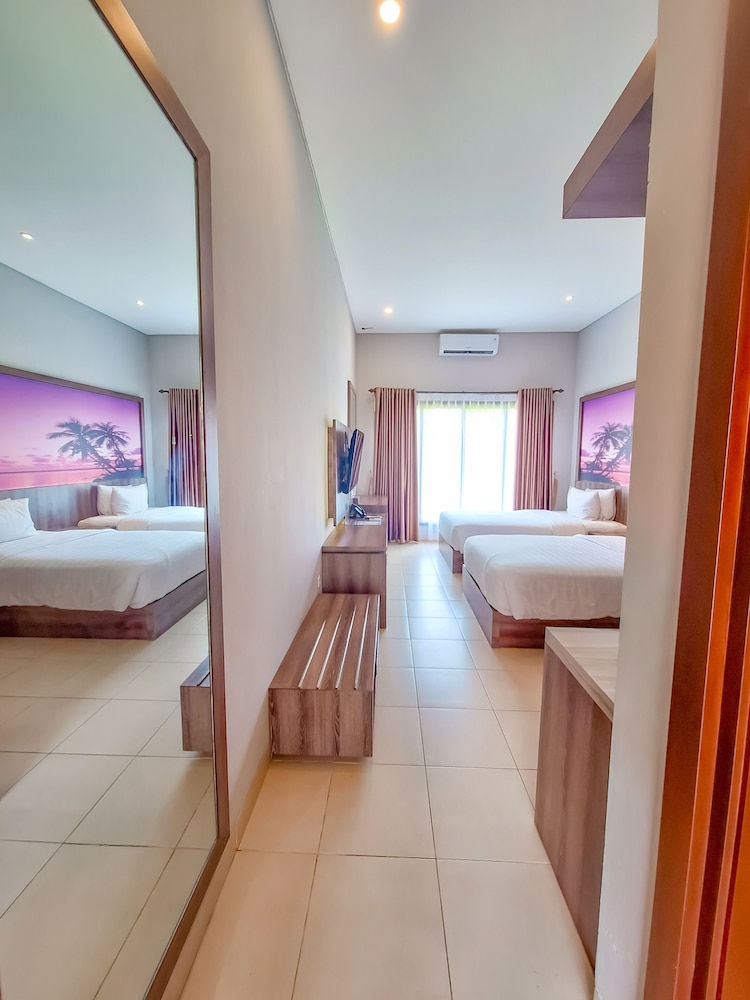 Suite - Photo 2